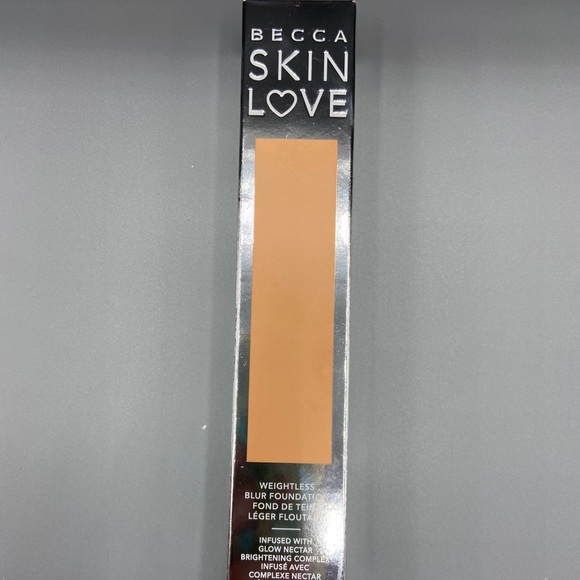 BECCA Other - Becca Blurring Foundation in Ivory